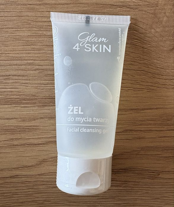 Żel do mycia twarzy Glam 4 Skin