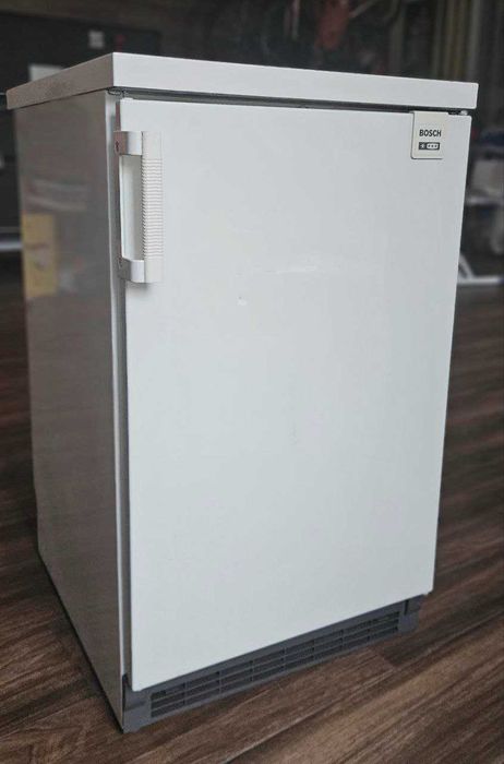 Морозильна шафа/камера Bosch GSD1340 02