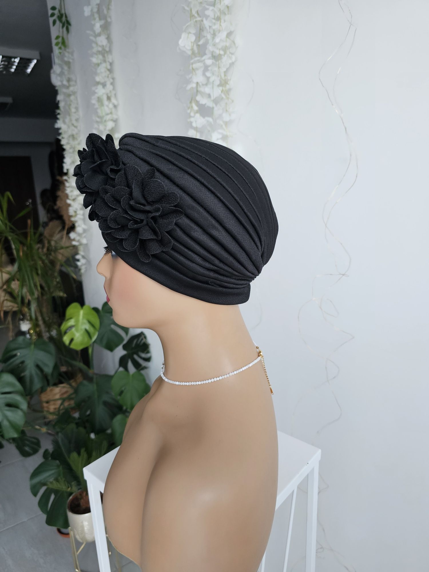 Ozdobny turban czepek czapka Ala czarny nakrycie głowy podczas leczeni