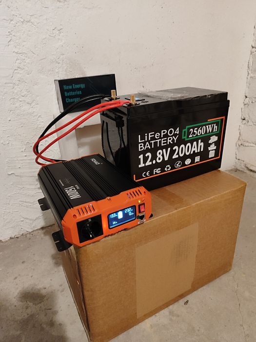 Akumulator LiFePo4 200ah 12V ładowarka BMS magazyn kamper off-grid