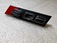 Audi SQ8 Q8 Emblemat grilla logo na grill znaczek przód 4M8853748