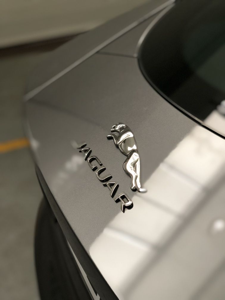 Jaguar F type 2019 NOVO
