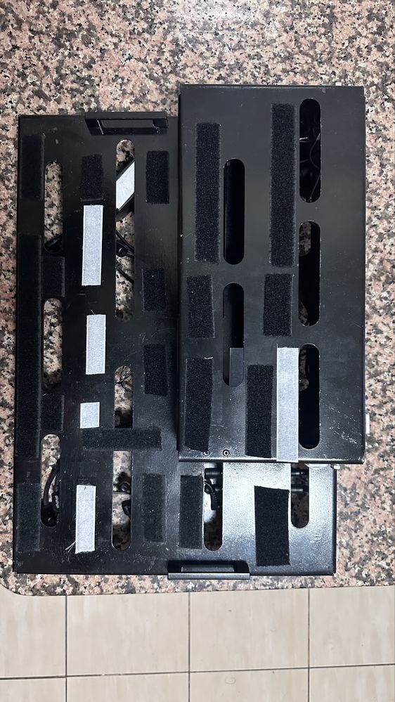 Pedal board em aço com Rise