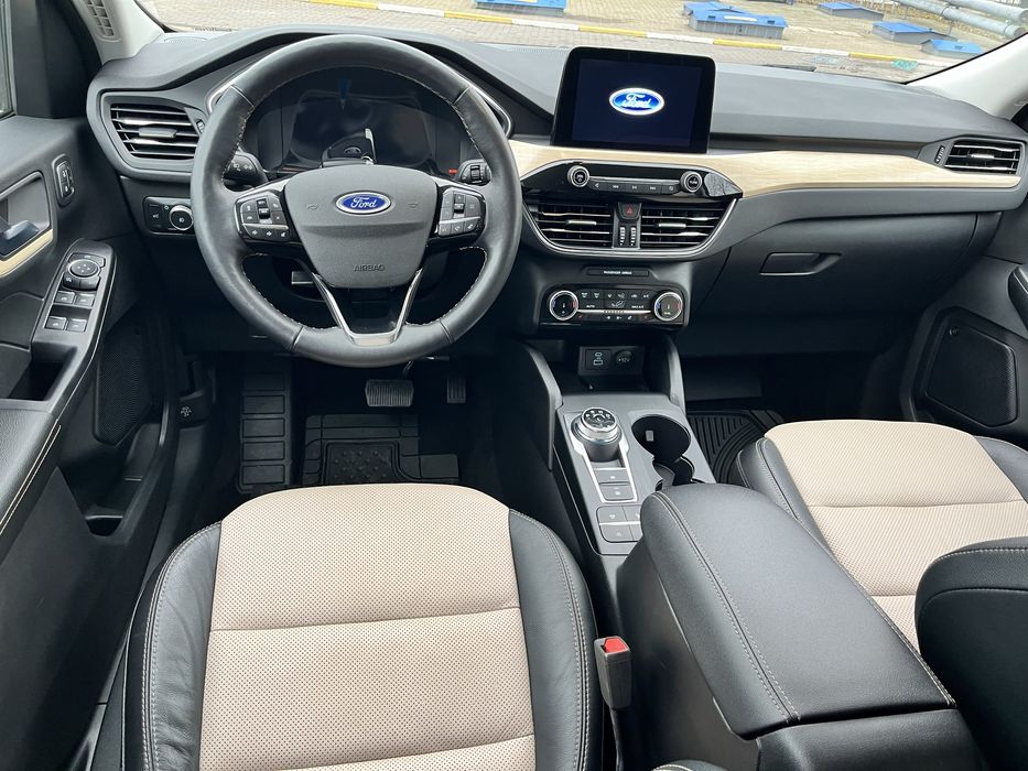 Ford Escape Titanium 2,0 2022 рік