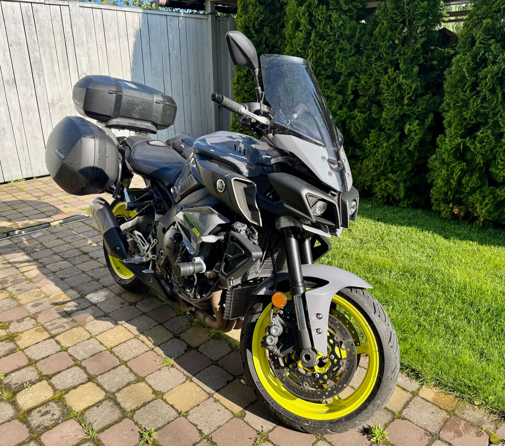 Продам Yamaha MT-10 2016 - Ідеальний стан, один власник!
