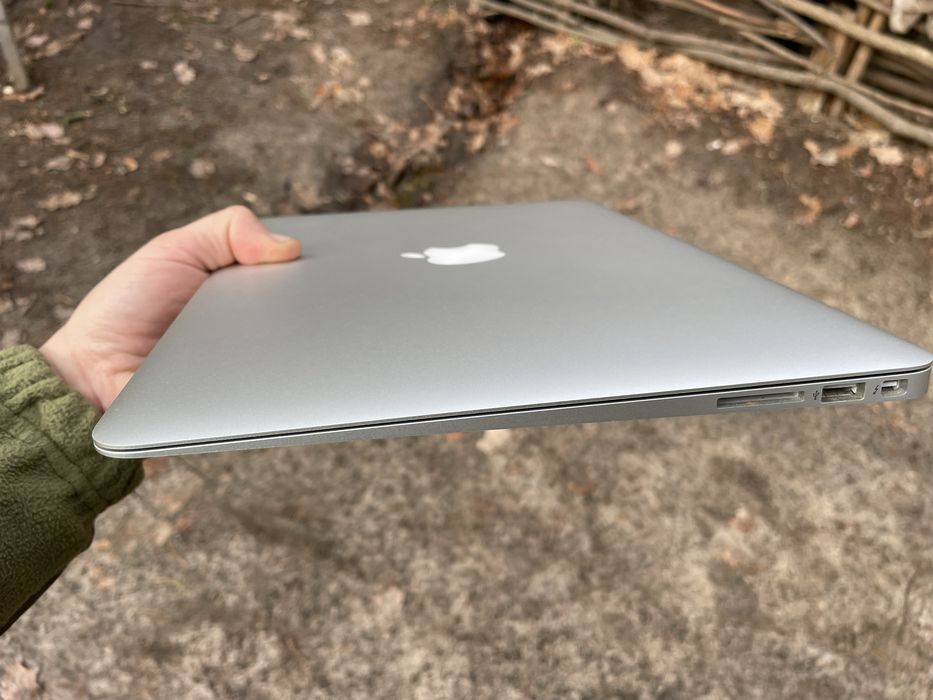 MacBook Air 13 2017 MacOs Sequoia 8Gb 128Gb  Відмінний стан Макбук