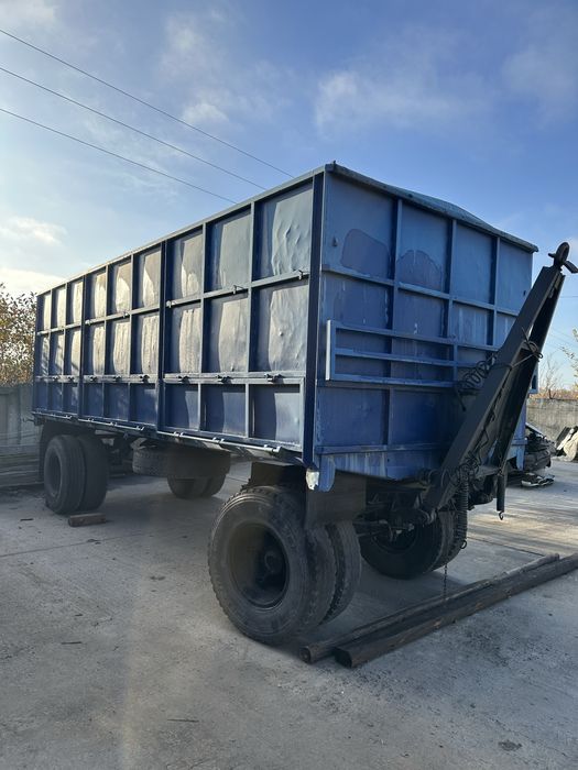 Прицеп ГКБ 8352 зерновоз