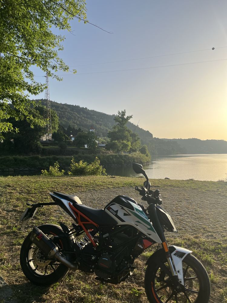 Ktm duke 125 + extras