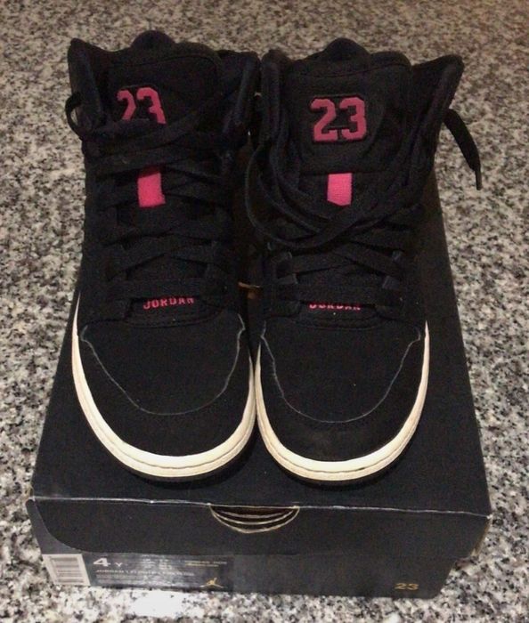 Tenis Jordan mulher nr 36