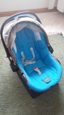 Carrinho Trio Chicco com Isofix