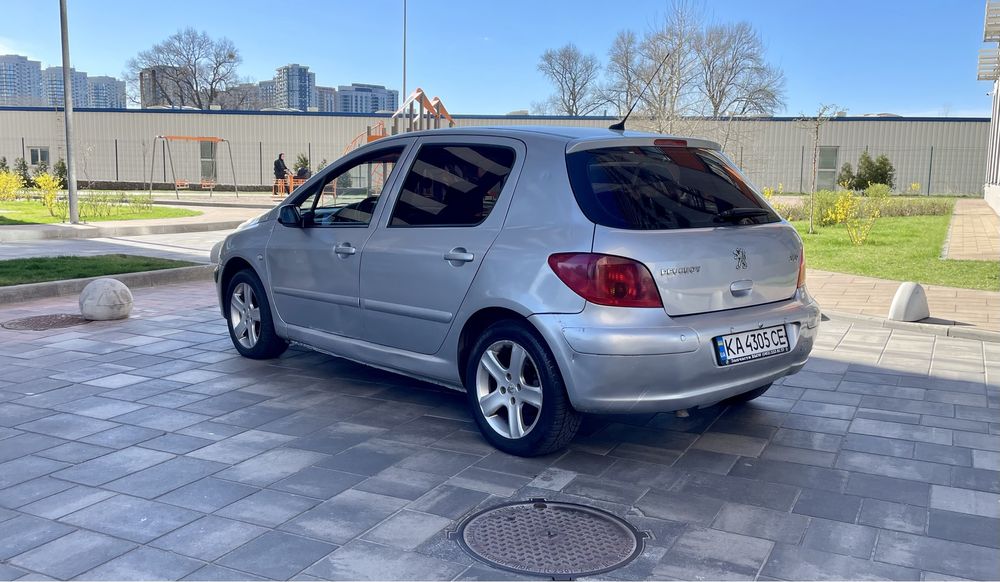 Peugeot 307 2001 газ/бенз Автомат