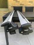 Belki dachowe Thule WingBar + stopy + kit dopasowujący