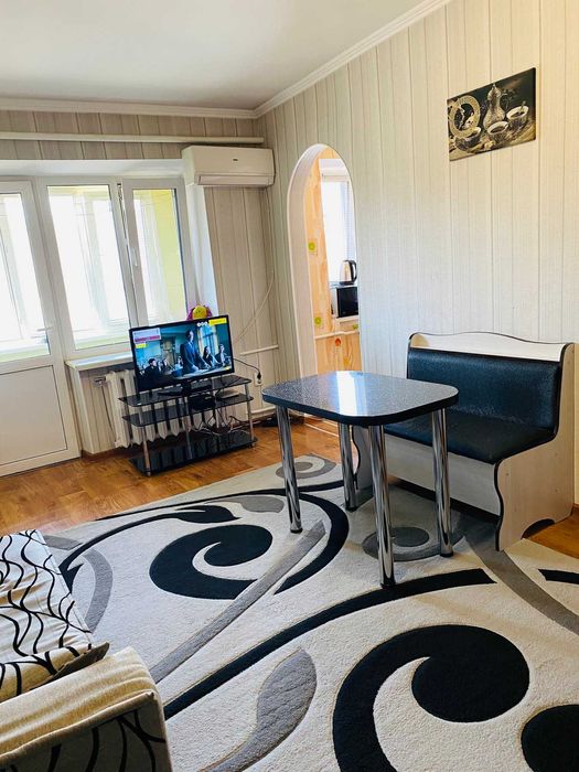 Подобово і погодинно. Затишна 1-но кім. кв-ра, р-н Централ. Ринок