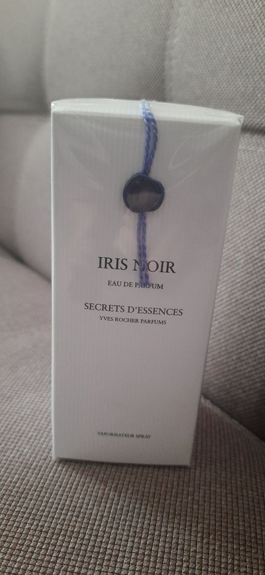 Yves Rocher Iris Noir, Ив Роше Черный Ирис