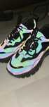 Sneakersy odblaskowe holograficzne cropp