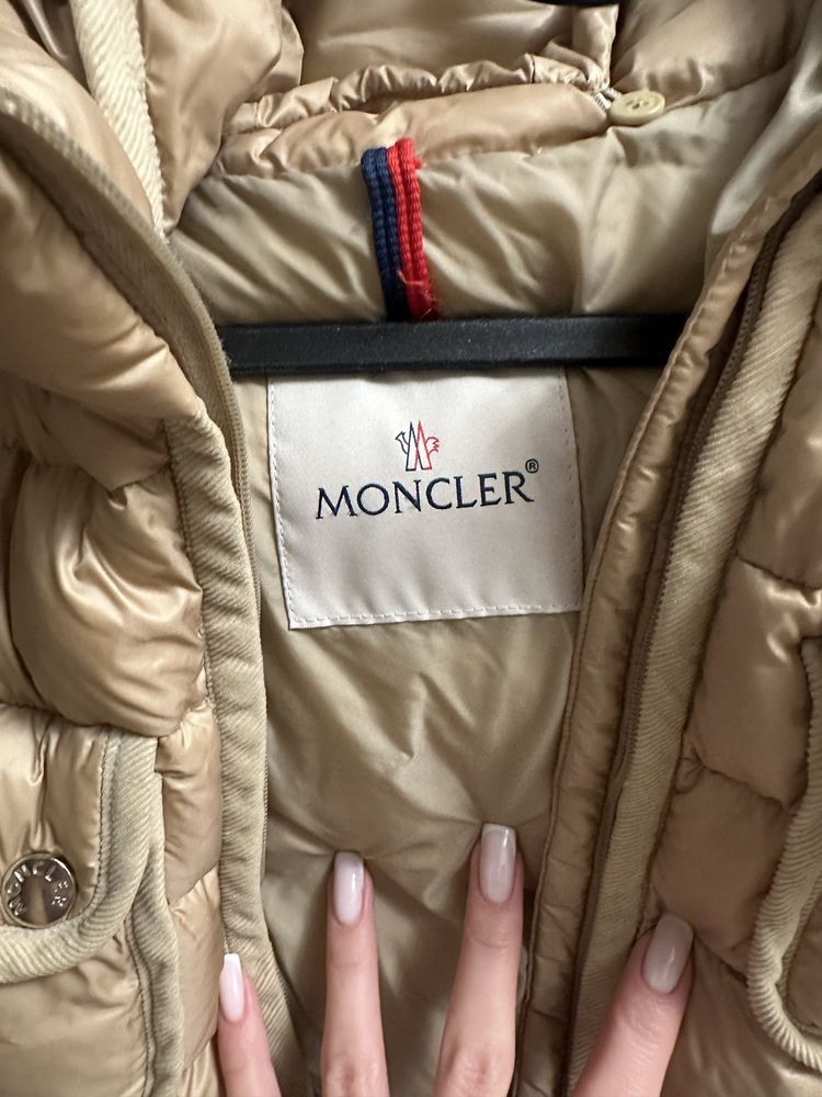 Kurtka zimowa moncler oryginalna