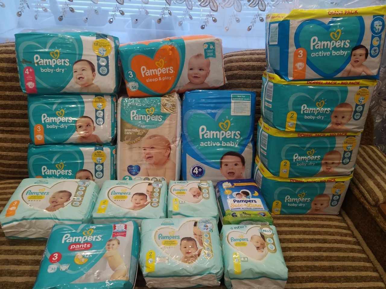 Підгузки , памперси , pampers ,