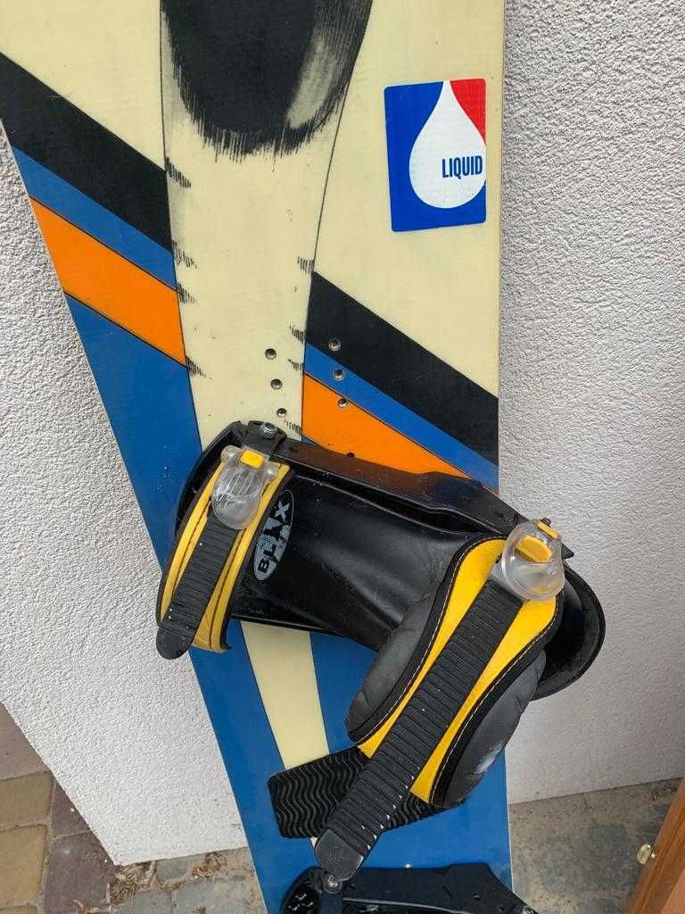 Deska snowboardowa Lamar Liquid z wiązaniami BLAX , długość 143 cm