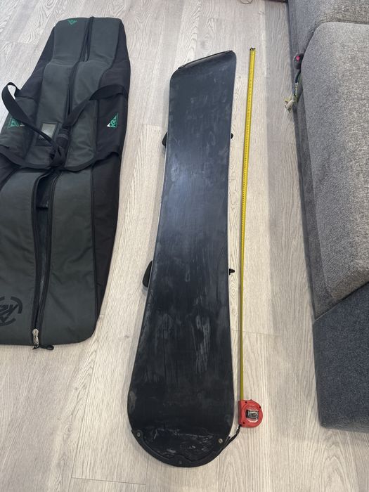 Продам сноборд разом з кріпленням та сумкою-чохлом