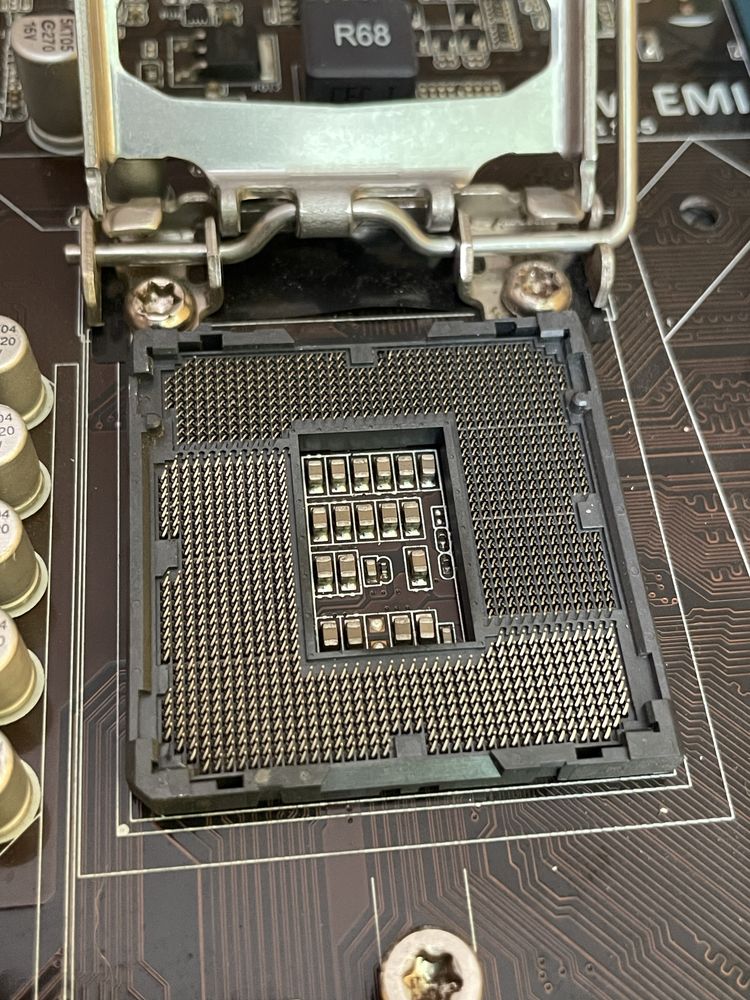 Материнська плата asus H61M-E