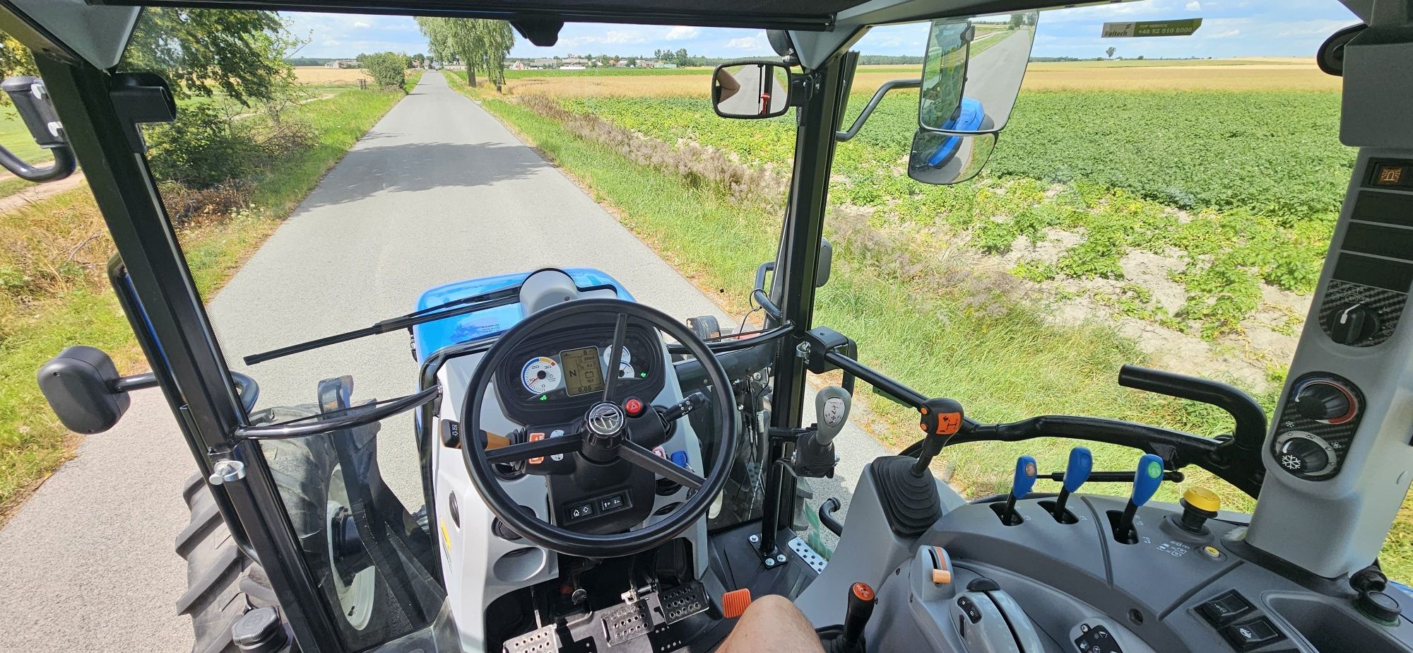 New Holland t5.85 T5.85  super stan !