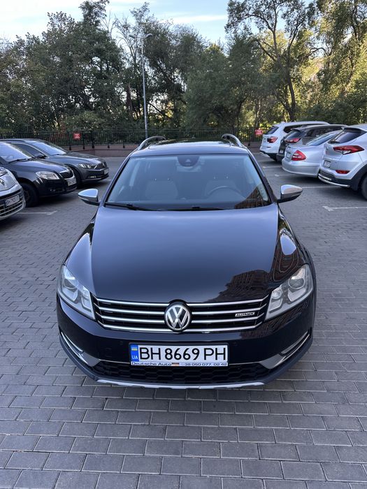 Продам Volkswagen Passat alltrack 2012 Автрмат,панорама