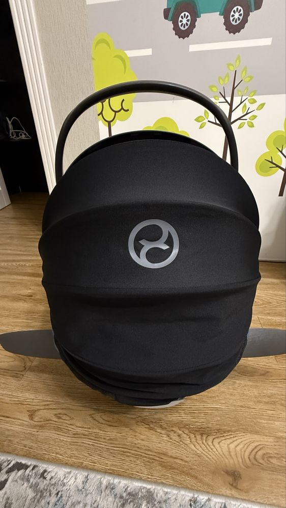 Продам автолюльку Cybex cloud-z
