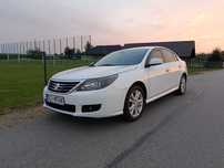 Renault Latitude 2,0 Dci 150 KM. Ładny sedan biała perła(Nie Laguna 3)
