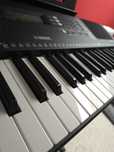 Keyboard Yamaha PSR E363