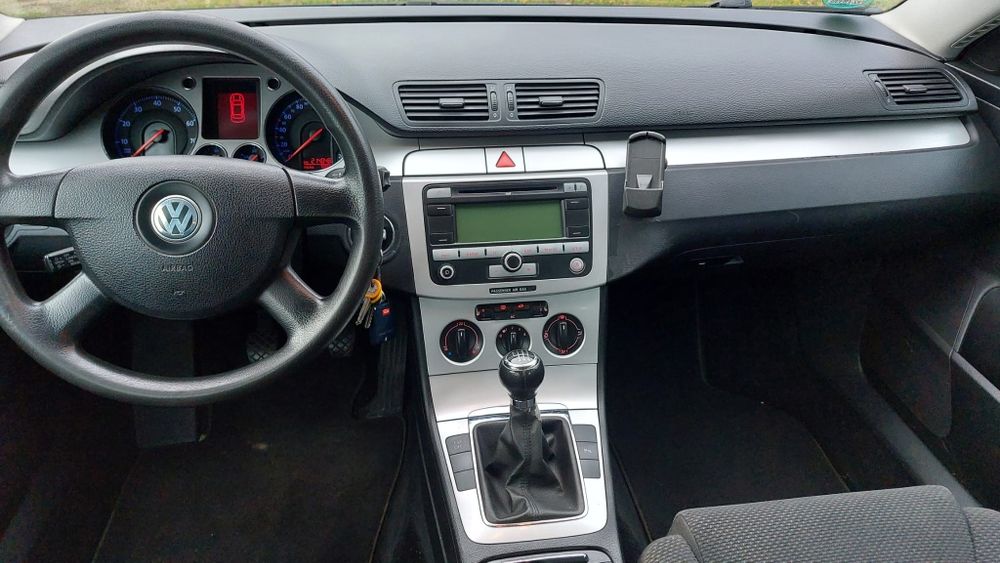 VOLKSWAGEN Passat B6 1.4 Benzyna