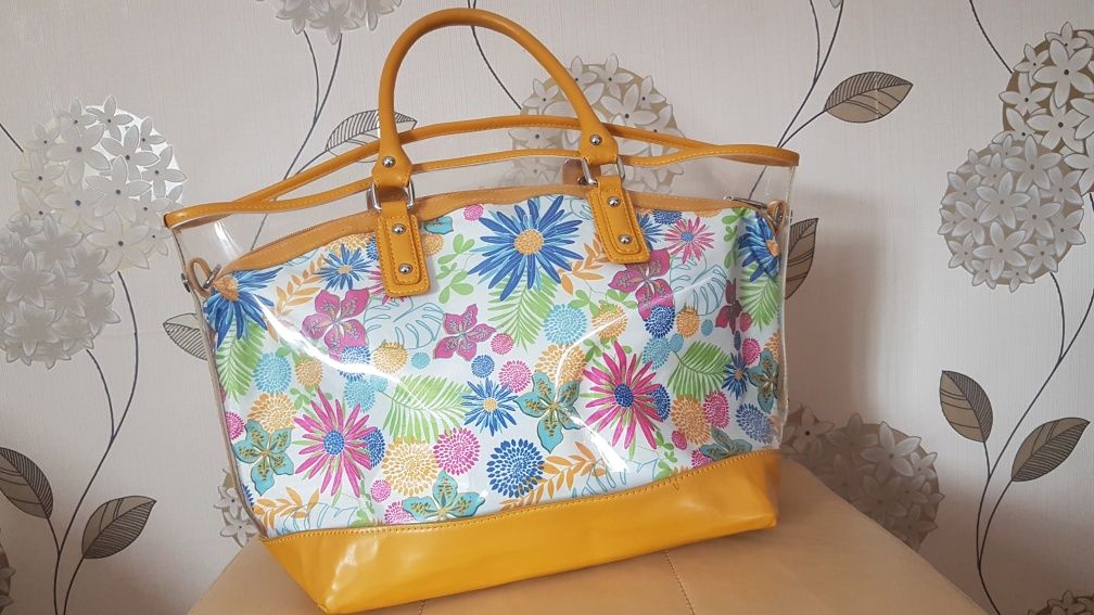 Śliczna pakowna miejska torba w kwiaty Collection Paris