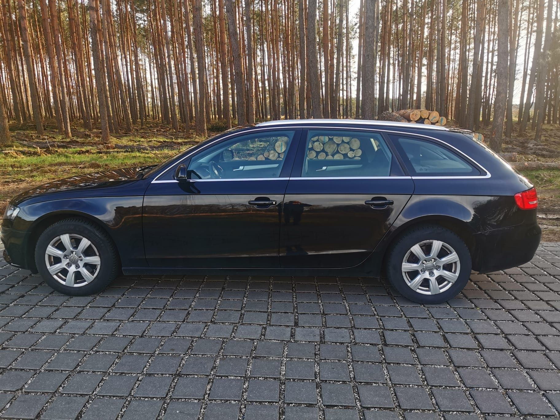 Audi A4 B8 kombi 2010 rok 1.8 benzyna 2010 rok