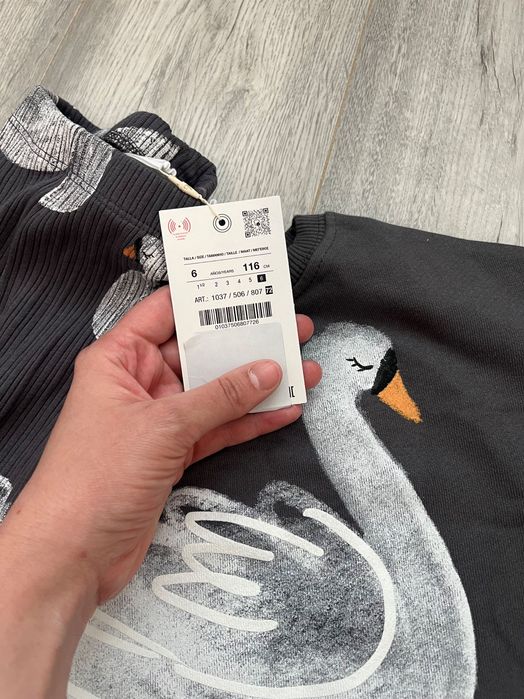 Костюм zara 116 см