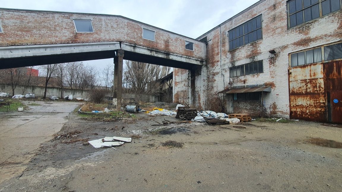 Продается здание бывшего завода