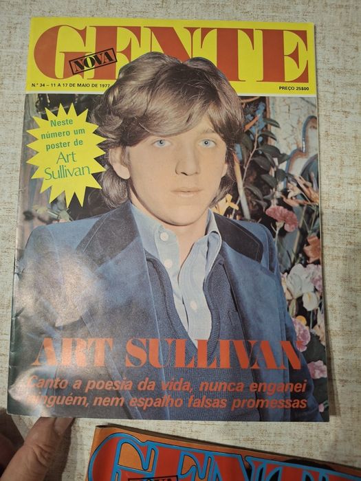 Revista gente 1977 art sullivan com poster e beatles