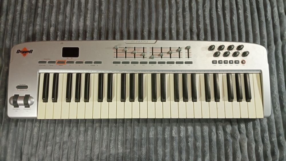 Міді M-AUDIO 49 + Подарунок