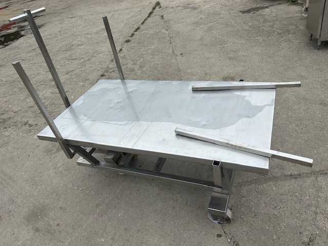 Wózek platformowy z dyszlem 140 x 76 cm ze stali nierdzewnej