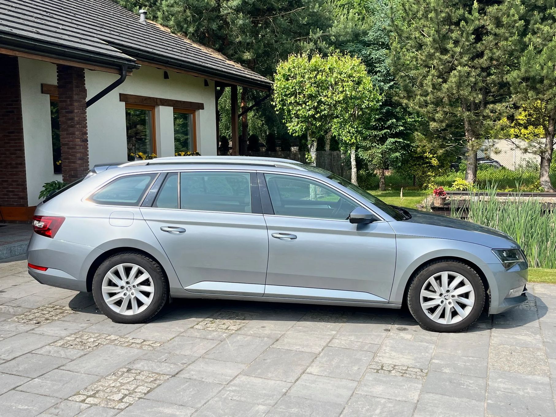 Skoda Superb 2.0 tdI 150KM Salon PL, I wł. Seris Bezwypad. 2xOpony FV 23% OKAZJA !!