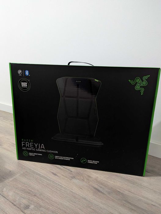 Almofada Háptica Razer Freyja Gaming Seat Cushion Preta