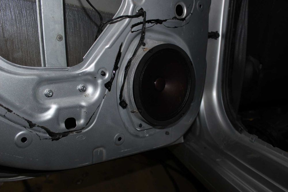 Подиумы Hyundai Solaris / Accent. Проставки под динамики на Хюндай