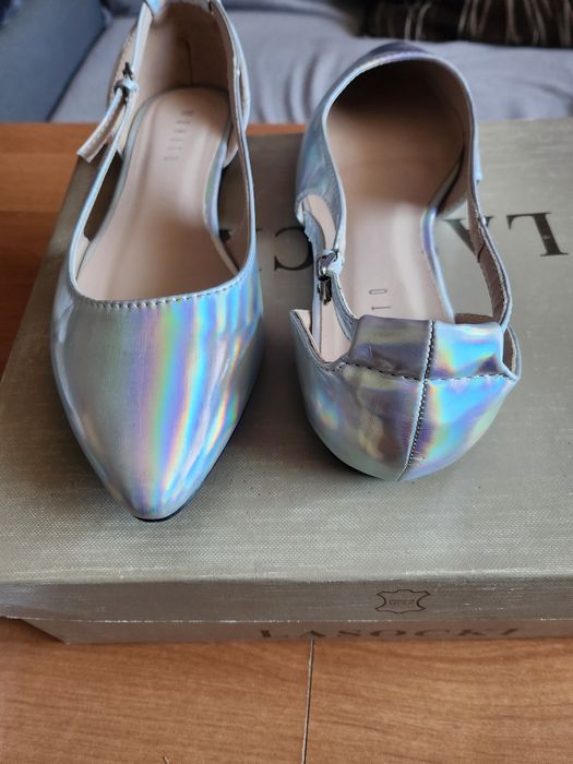 Baleriny holograficzne