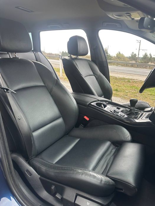 Бмв ф11 520д 2011р