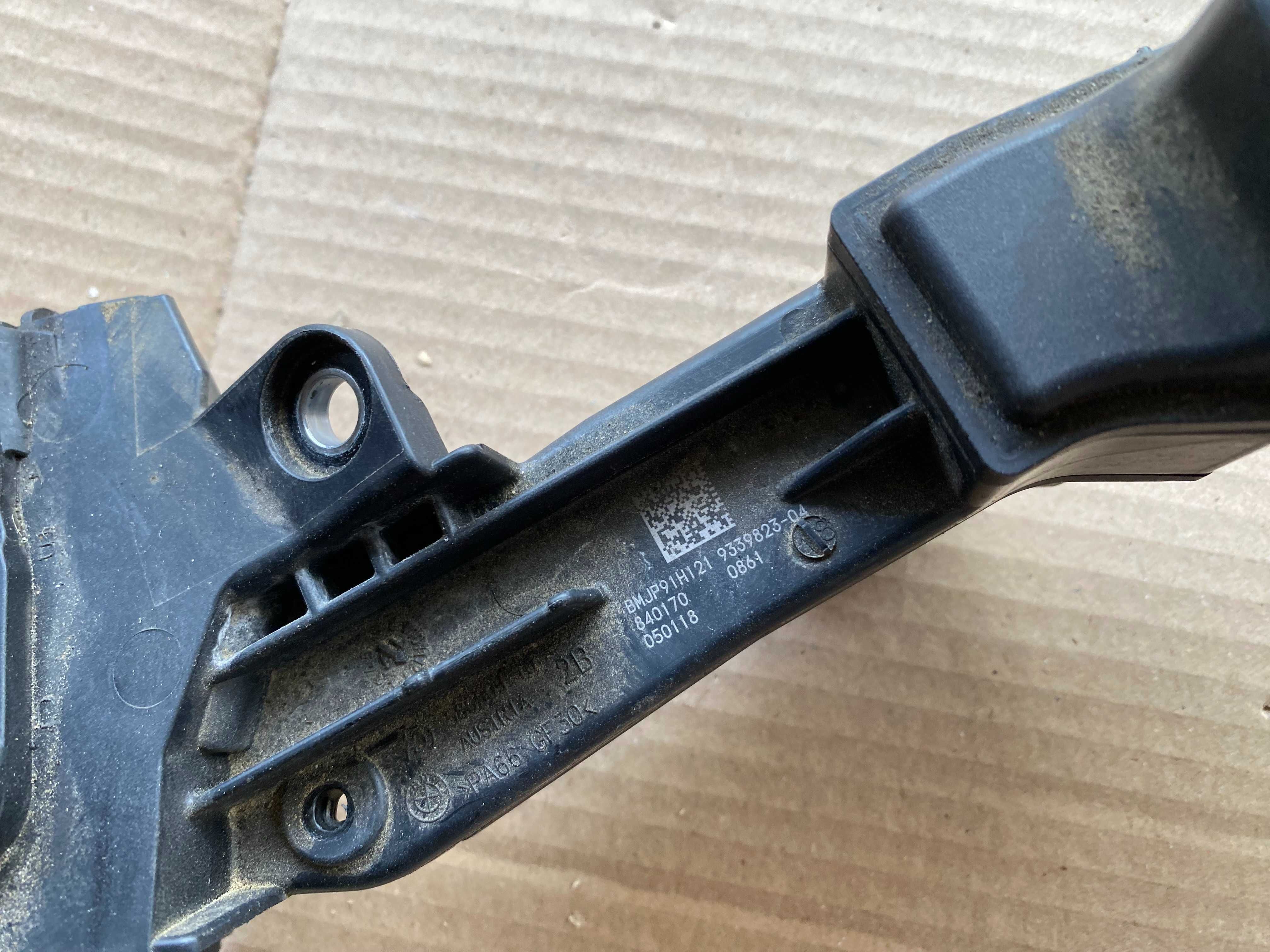 Rozdzielacz Prądu z pod maski BMW g30 g31 g11 g01 x3 g20 g22 g26 g32