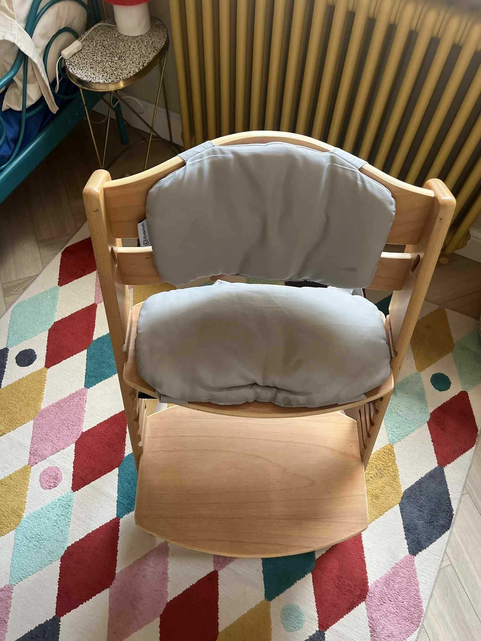 KINDERKRAFT ENOCK krzesełko do karmienia | Drewniany