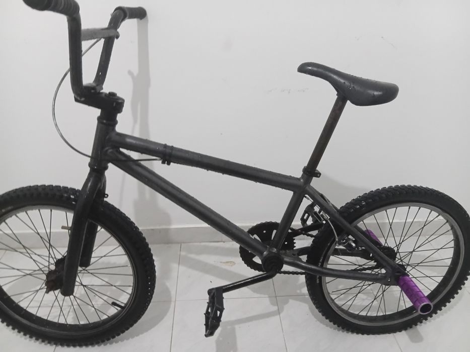 Bicicleta BMX usada