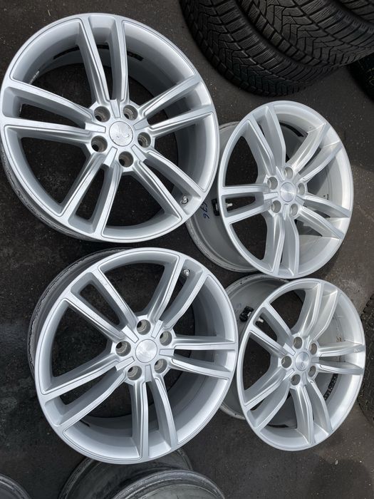 5/120R19 TESLA Model S диски