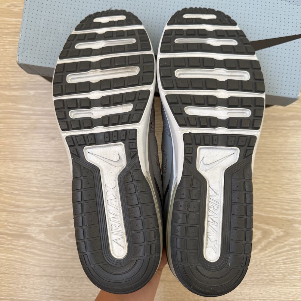 Кроссовки Nike оригинал размер 45 (29 см)