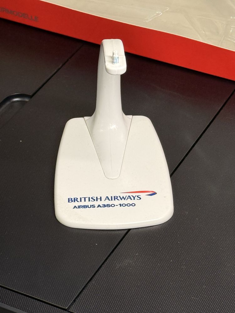 Model Airbus A350 - 1000 G-XWBG British Airways 1:200