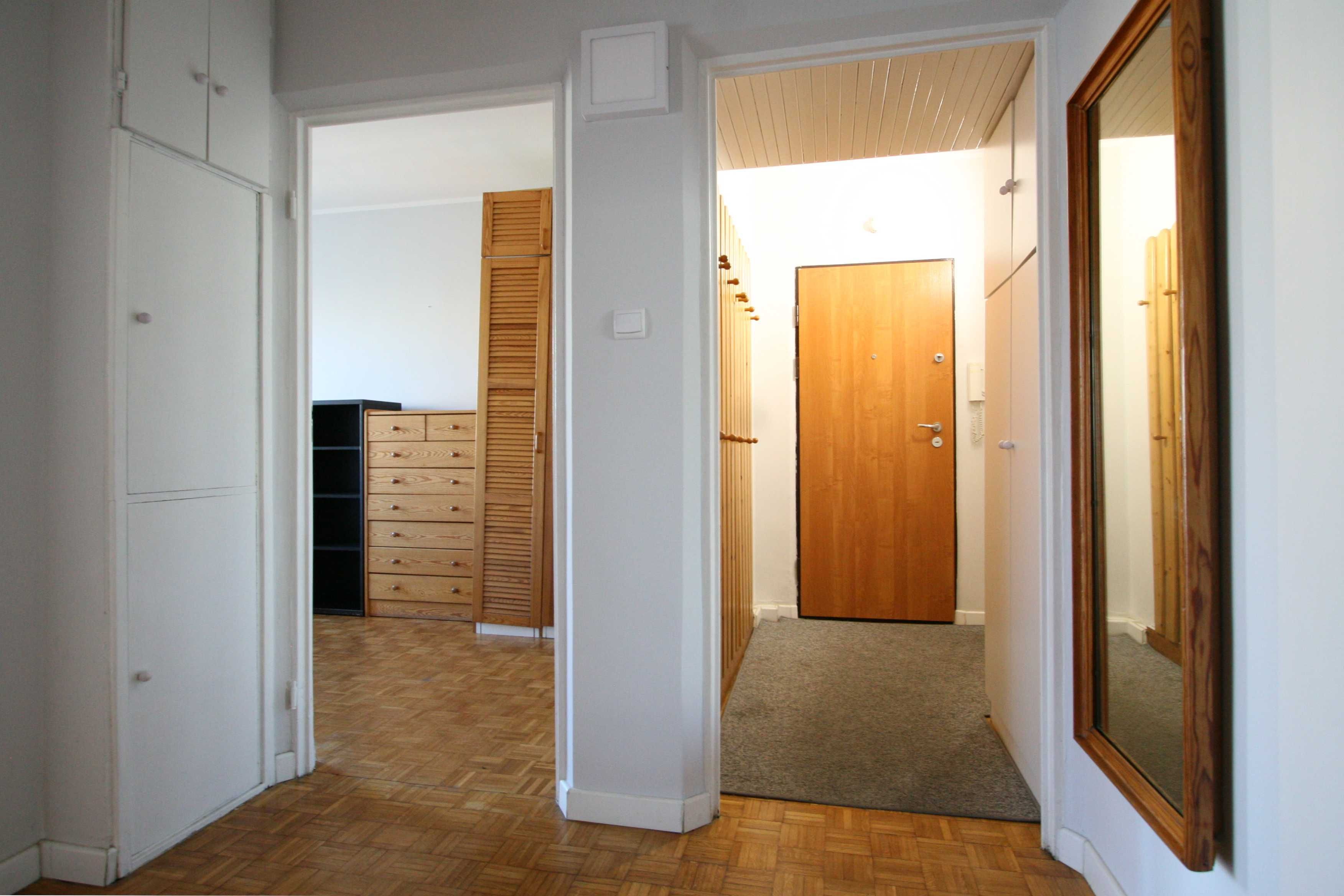3 oddzielne pokoje, 56 m2, Barcelońska (Stegny, Mokotów)