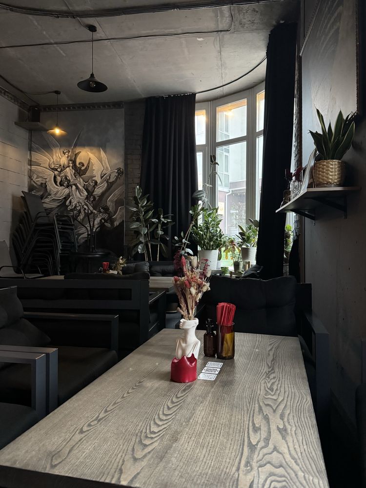 Продаж коктейль бару метро лівобережна Revival Bar